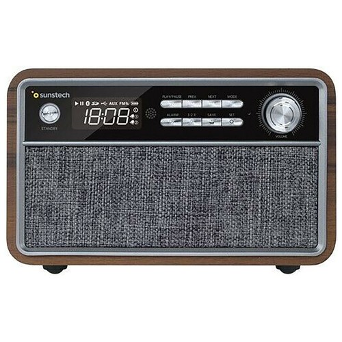 Radio SUNSTECH RPBT500WD con altavoz, AM/FM, salida auriculares, bluetooth.