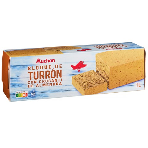 AUCHAN Bloque de helado de turrón con trocitos de almendra caramelizada 1 l Producto Alcampo.