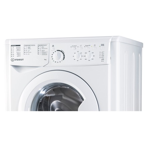 Lavadora INDESIT EWC 71252 W SPT N capacidad de carga: 7KG, clasificación energética: E, 1200RPM, H: 85cm, A: 60cm, F: 53cm.