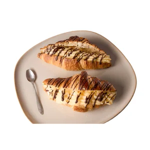 Croissants rellenos de crema, 2 uds, 200 g.