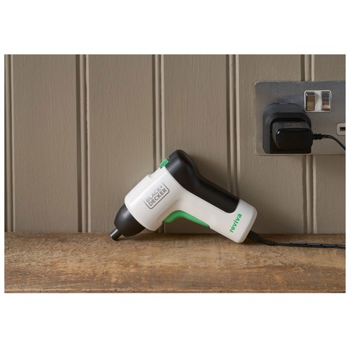 Atornillador 3,6V, BLACK + DECKER REVSD4C-XJ.
