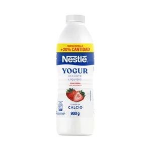 NESTLÉ Yogur líquido para beber con fresa 900 ml.