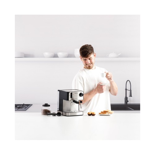 Cafetera expresso TAURUS CM851X, 850W, presión 20bar, 2 tazas, café molido, capacidad 1,6L.