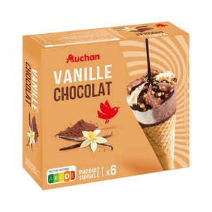 Imagen de AUCHAN Conos de helado de vainilla y chocolate con trocitos de almendra caramelizada 6 x 120 ml. Producto Alcampo