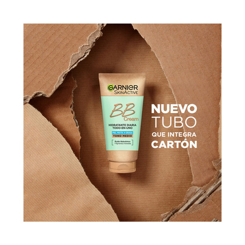 GARNIER Crema correctora y anti-imperfecciones para pieles mixtas a grasas, tono medio y SPF 20 GARNIER Skin active BB Cream 40 ml.