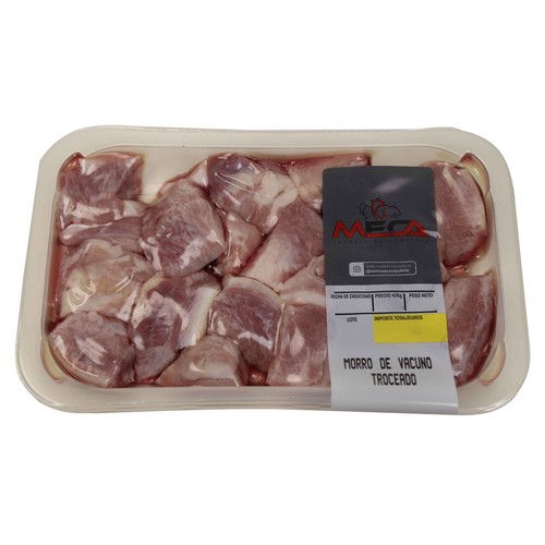 Bandeja con morro de vacuno troceado, especial para guisos MECA