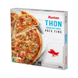 AUCHAN Pizza de masa fina con atún, cebolla frita y alcaparras 350 g. Producto Alcampo