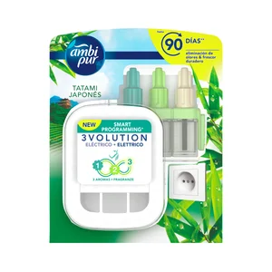 AMBIPUR Difusor eléctrico apto para 3 recambios más 3 recambios con aroma tatami japonés AMBIPUR 3volution.