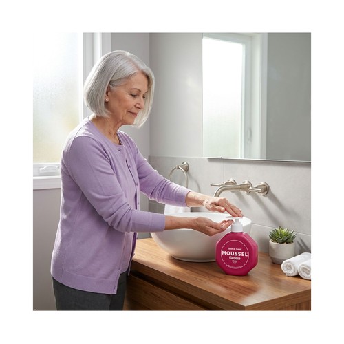 MOUSSEL Classique Jabón de manos con textura crema y fragancia placentera 300 ml.