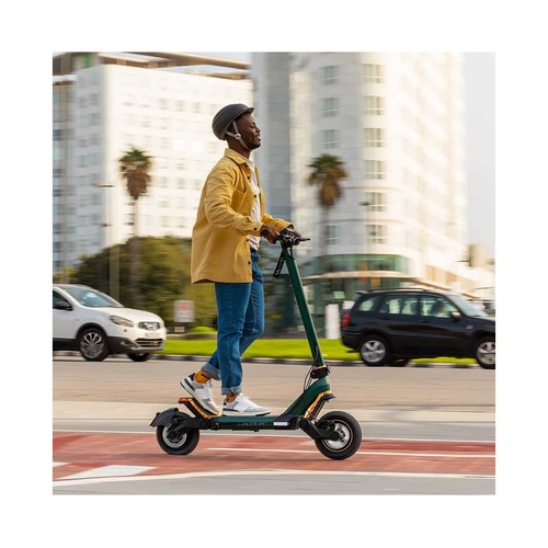 Patinete eléctrico CECOTEC Bongo Serie Z Mountain, 500W, vel max 25km/h, ruedas 10,5", autonomía 50Km.