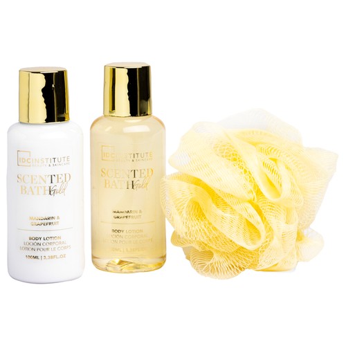 IDC INSTITUTE Gold Neceser con productos para el baño.