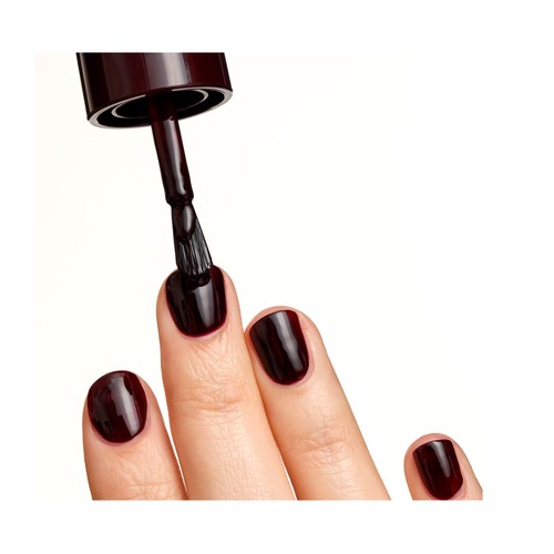 ESSENCE tono 12 Left me on red rojo oscuro intenso Esmalte de uñas en gel de larga duración.