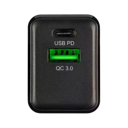 Cargador universal XTORM USB C, 20W, color negro.