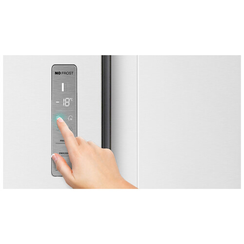 Frigorífico americano HISENSE RS677N4AWF, clasificación energética: F, H: 178,6cm, A: 91cm, F: 64,6cm, capacidad total: 519L.