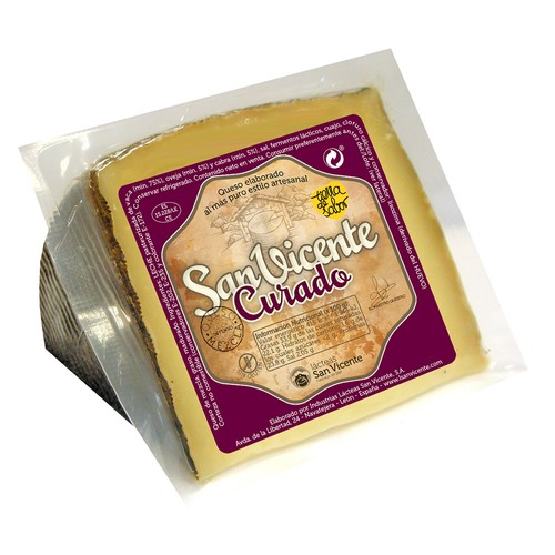 SAN VICENTE Queso mezcla curado, cuña.