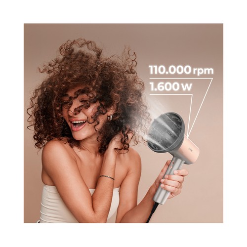 Secador de pelo CECOTEC Dryglam Nano Plasma color champán, 1600W, 3 velocidades, 3 temperaturas.