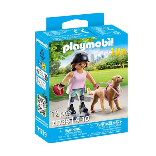Patinadora con retriever PLAYMOBIL.