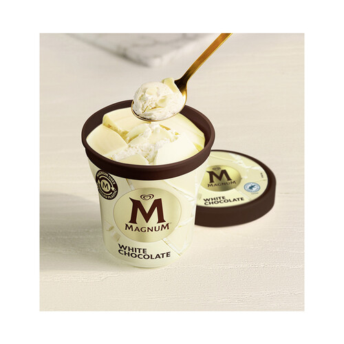 MAGNUM Tarrina de helado de vainilla con láminas crujientes de chocolate blanco MAGNUM 440 ml.