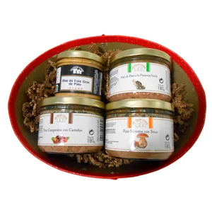 LES TROIS CHEFS Cofre de patés y foie 630 g.