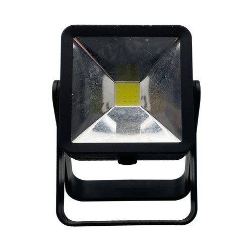 Foco led con soporte. AUCHAN.