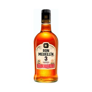 Ron dorado añejo (3 años) botella 70 cl.