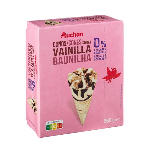 AUCHAN Conos de helado sabor a vainilla con barquillo y trocitos de almendras, sin azúcar 4 x 120 ml Producto Alcampo.