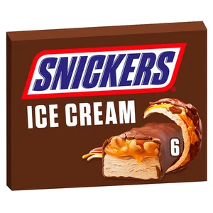 SNICKERS Barrita de helado cremoso, caramelo y cacahuetes recubierta de chocolate 6 x 53 ml.