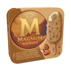 Imagen de MAGNUM Wonder Bombón helado de nata con interior de datiles y caramelo, recubierto de chocolate blanco con caramelo 3 x 90 ml.