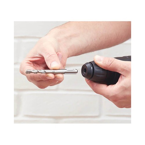 Martillo sds-plus 650W con maletín, BLACK + DECKER BEHS01K-QS.