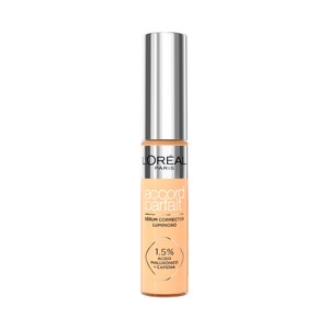 L´ORÉAL PARIS Accord parfait tono 5D Sérum corrector con ácido Hialurónico y cafeína.
