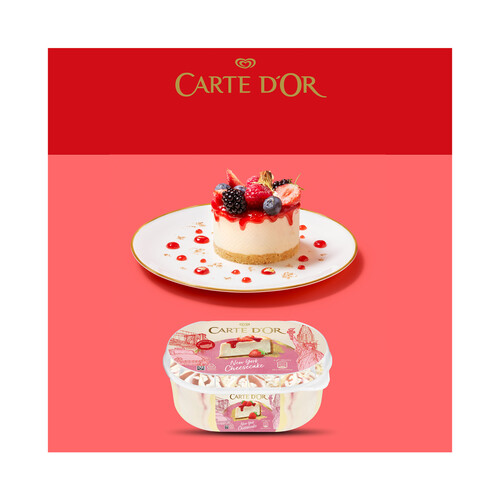 CARTE D'OR Tarrina de helado sabor a tarta de queso y helado sabor a galleta con salsa de fresa CARTE D´OR 900 ml.