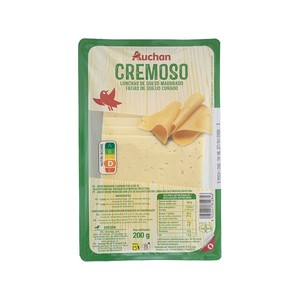AUCHAN Queso de vaca semicurado en lonchas 200 g. Producto Alcampo.