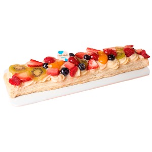 Banda de frutas con crema 600 g.