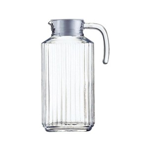Imagen de Jarra para agua Quadro, con capacidad de 1.7 litros y fabricada en vidrio tranparente LUMINARC.