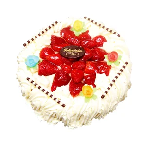 Tarta de nata con fresas 1200 g.