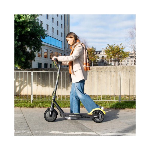 Patinete eléctrico OLSSON AND BROTHERS Fresh Neon, 350W, vel max 25km/h, ruedas 8,5, autonomía hasta 25Km, 4 modos de velocidad, carga max 120Kg.