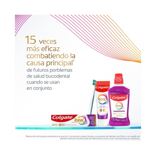 COLGATE Total espuma limpiadora Cepillo de dientes con filamentos suaves.
