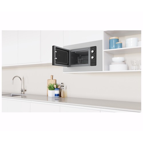 Microondas encastrable con grill BALAY 3CG6112X3, capacidad 20L, potencia 800W, grill: 800W.