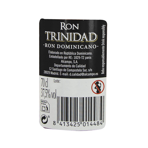 TRINIDAD Ron añejo dominicano TRINIDAD botella de 70 cl.