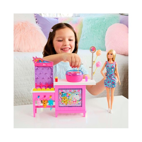 BARBIE Muñeca con Stand de Algodón de Azúcar +3 Años