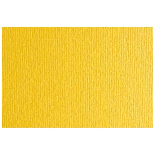 Sobre de 10 cartulinas con 2 texturas, una lisa y otra rugosa, color sólido amarillo, tamaño DIN A4, SADIPAL.