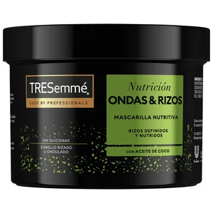 TRESEMMÉ Ondas & rizos Mascarilla nutritiva y fortalecedora con aceite de coco 440 ml.