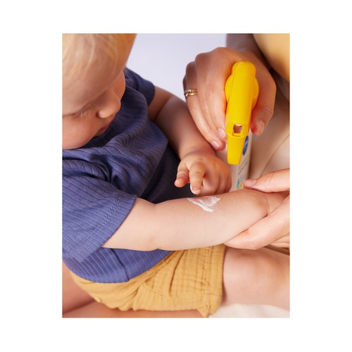 NIVEA Sun kids sensitive Spray solar extra resistente al agua y con FPS 50+ (muy alta) 270 ml.