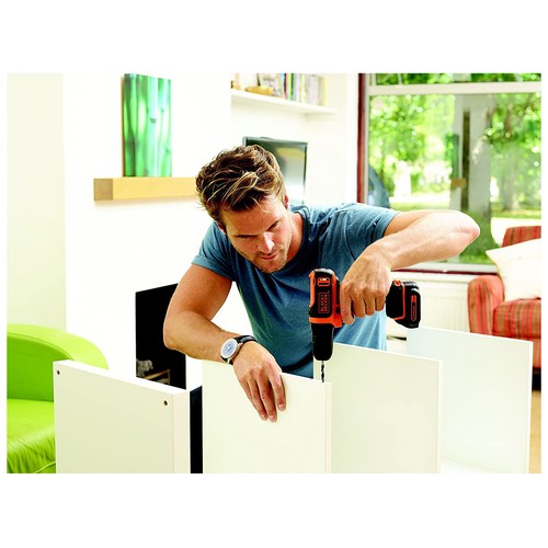 Taladro atornillador a batería litio 10,8V, BLACK + DECKER BDCD12.