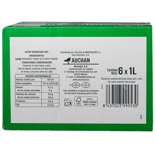 AUCHAN Leche desnatada de vaca 6 x 1 l Producto Alcampo.