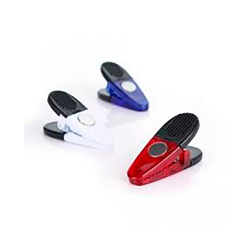 3 clips imantados, 4 x 4,3 cm, metal, SCHUM.