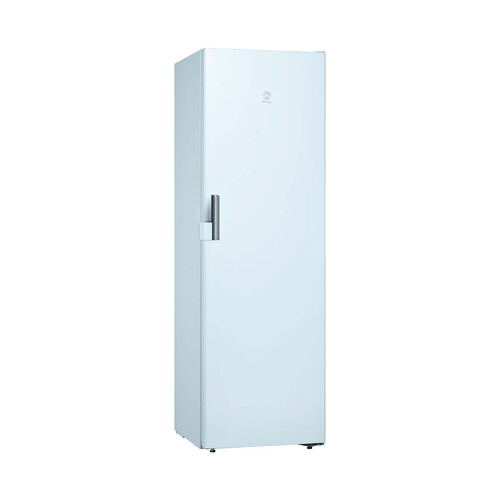 Congelador vertical BALAY 3GFE563WE, clasificación energética: E, H: 186cm, A: 60cm, F: 66cm.