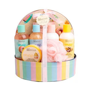 IDC INSTITUTE Petits delices Cesta con productos para el cuidado y la higiene personal.