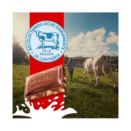NESTLÉ Extrafino Chocolate con leche y almendras 123 g.