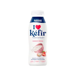 NESTLÉ Kéfir líquido con sabor a fresa, sin azúcares añadidos 499 ml.
